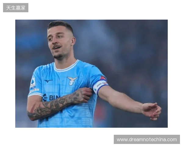 莫雷托：莱奥已就闹脾气向米兰全队道歉，他今夏仍可能离队