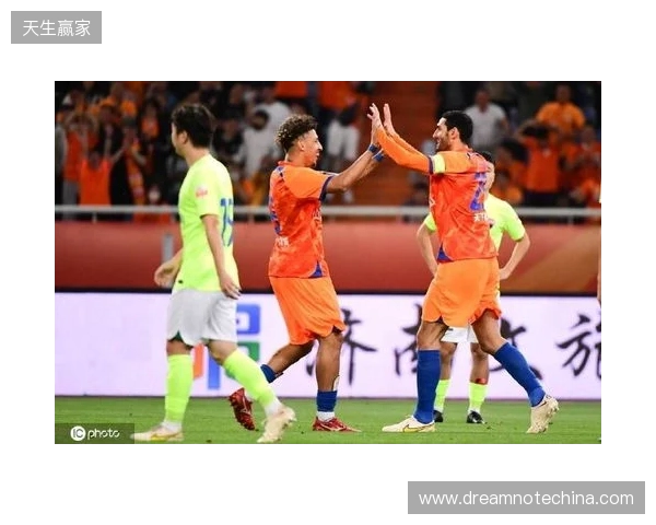 官方：克雷桑当选中超第2轮最佳球员，1传1射帮助泰山战胜国安