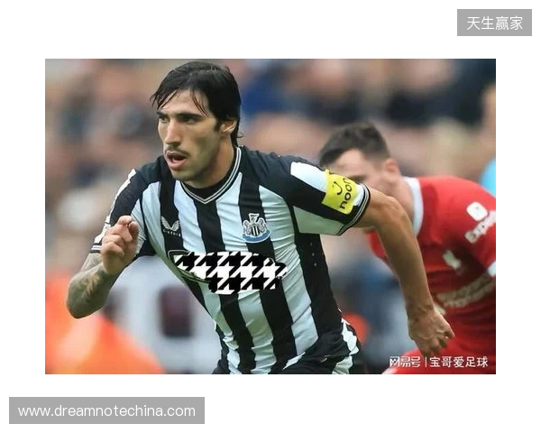 记者：曼联无意吉马良斯；认为重金签托纳利在成本上不划算