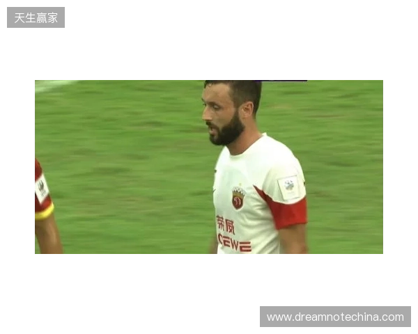 半场-蓉城暂0-0海港 颜骏凌屡次救险海港1射门0射正 半场-蓉城暂0-0海港 颜骏凌屡次救险海港1射门0射正